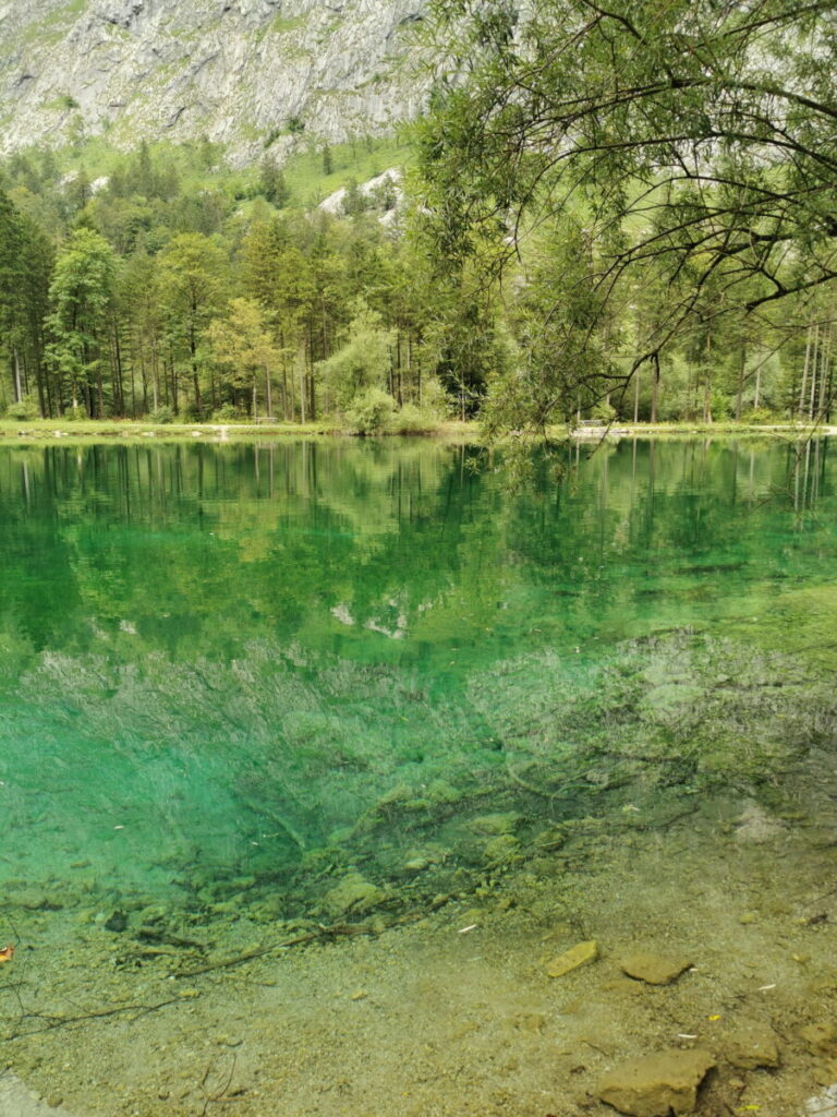 Das glasklare Wasser der Bluntauseen wirkt surreal