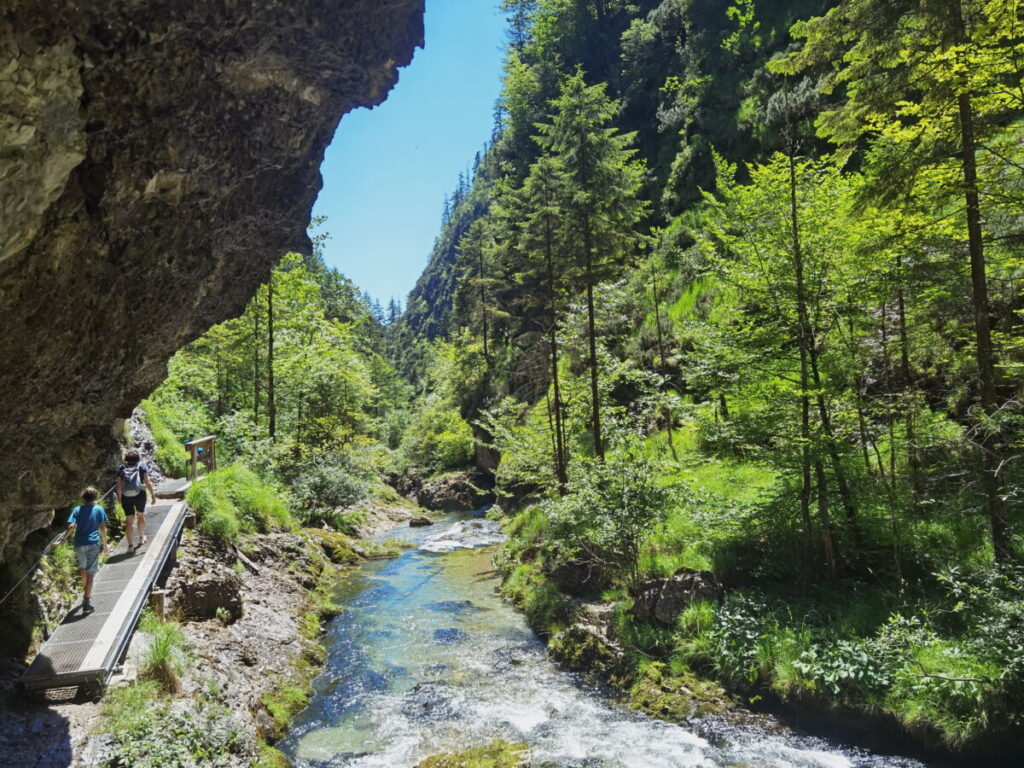 Salzburg Ausflugsziele im Chiemgau: Die Weissbachschlucht zwischen Inzell und Schneitzlreuth