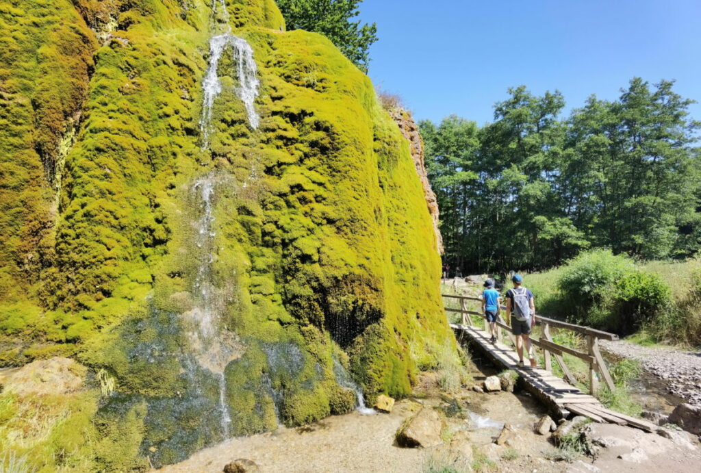 schöne Wasserfälle in der Eifel: Der Dreimühlen Wasserfall