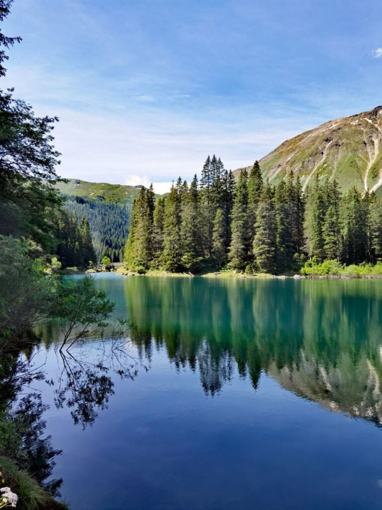 Naturjuwel Obernberger See in Tirol